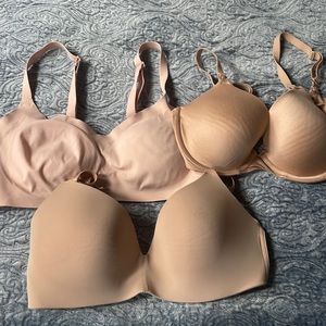 Nursing bra bundle Sizes 34C/ 34D/ Medium